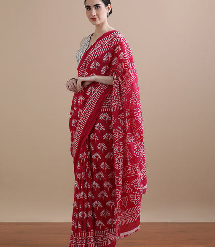 Ranjika Pink Handblock Mulmul Cotton Saree – Floral Grace & Festive Charm