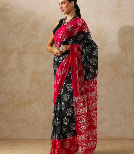 Vamika Black & Red Handblock Mulmul Cotton Saree – Bold Florals & Festive Drama