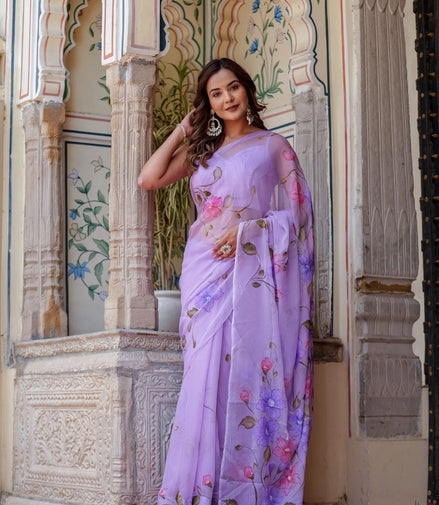 Vyanjana Lilac Chiffon Saree – Hand-Painted Blooming Vines