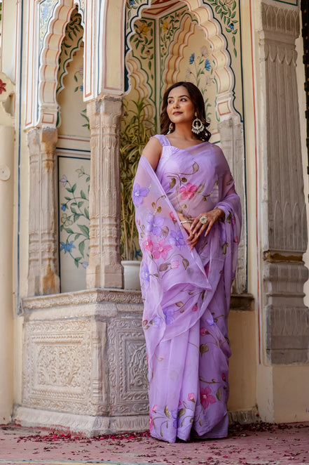 Vyanjana Lilac Chiffon Saree – Hand-Painted Blooming Vines