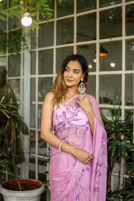 Anvitha Lilac Chiffon Saree – Hand-Painted Floral Symphony