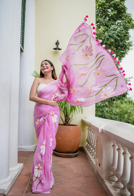 Vaidehi Mulmul Cotton Hand-Painted Daisy Saree