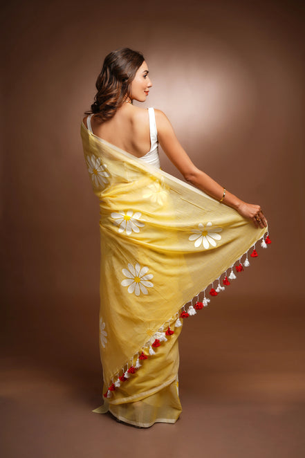Kanak Mulmul Cotton Hand-Painted Daisy Saree