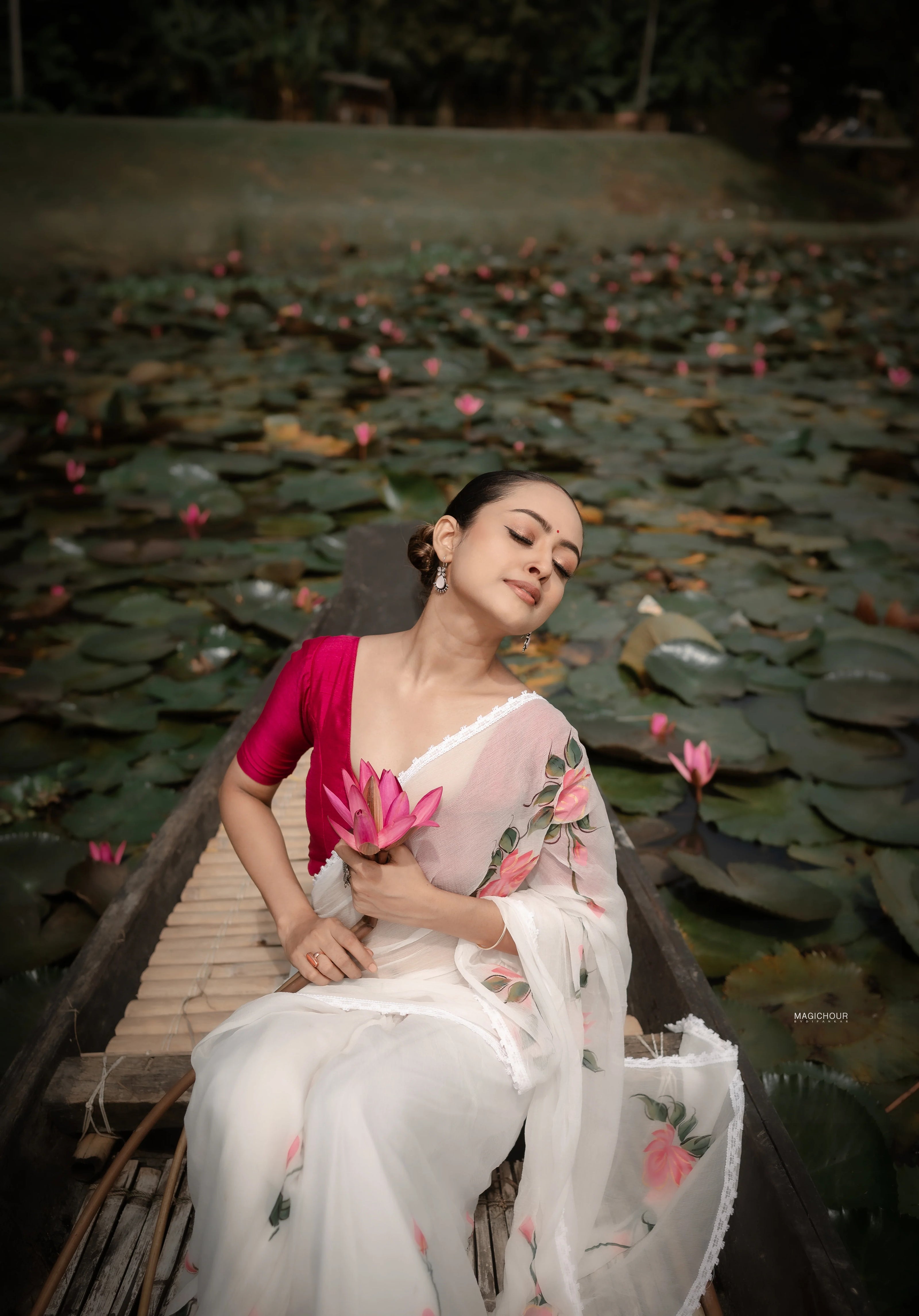 Sitara White Chiffon Hand-Painted Saree – Ethereal Elegance in Floral Art