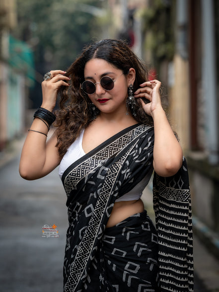 "Mohar" - Modern Black & White Handblock Mulmul Saree