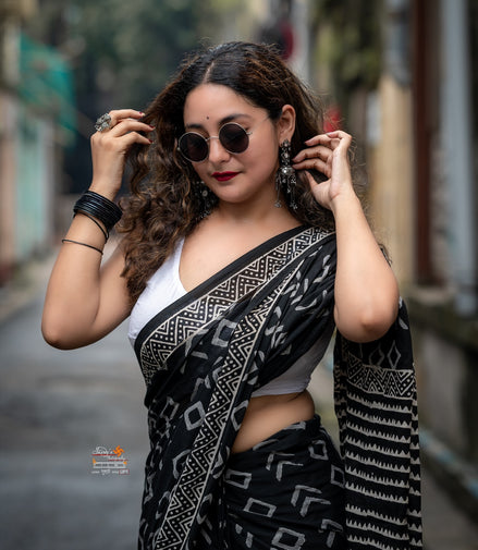 "Mohar" - Modern Black & White Handblock Mulmul Saree