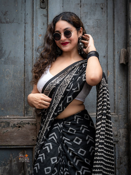 "Mohar" - Modern Black & White Handblock Mulmul Saree